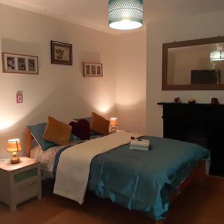 Homestay Phoenix Nights