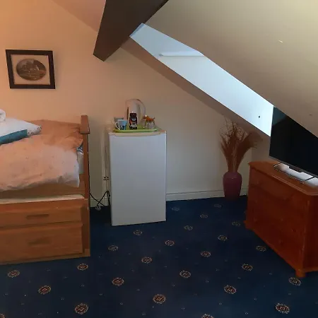 Homestay Phoenix Nights