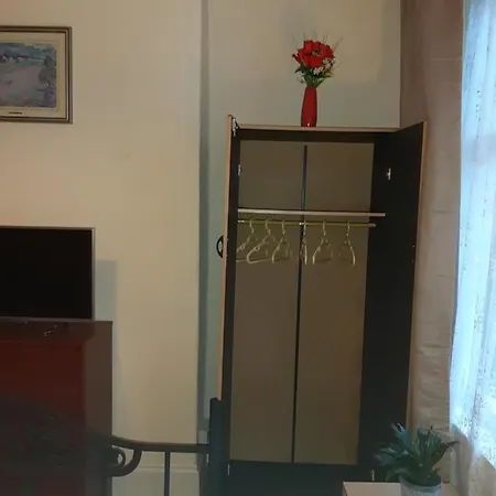 Phoenix Nights Homestay