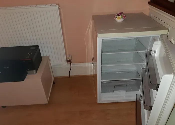 Homestay Phoenix Nights