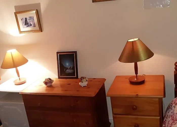 Phoenix Nights Homestay Barrow-in-Furness