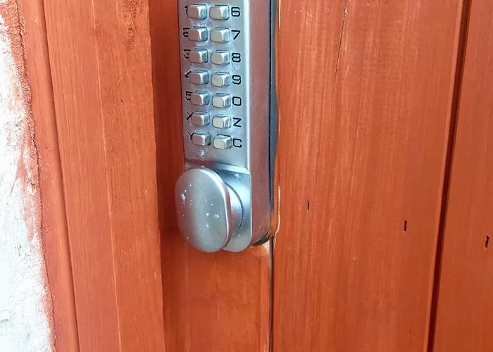 Phoenix Nights Homestay Barrow-in-Furness