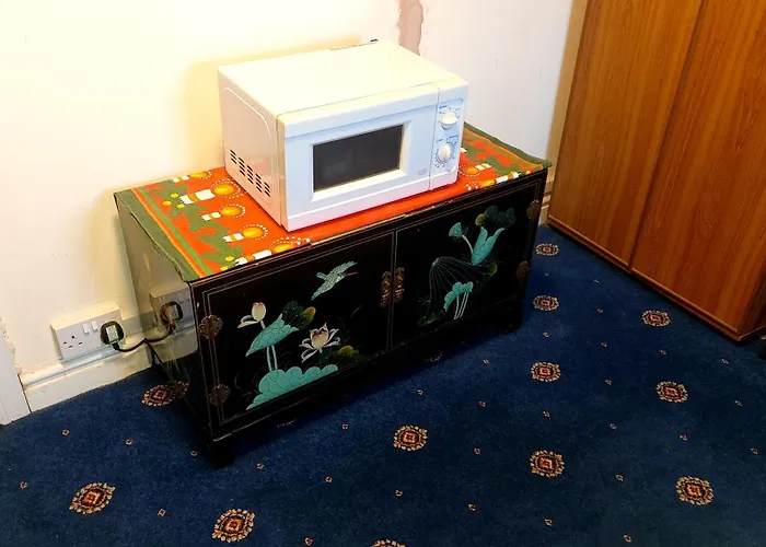 Phoenix Nights Homestay Barrow-in-Furness