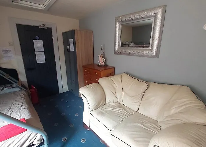 Phoenix Nights Homestay