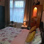 Phoenix Nights Homestay Barrow-in-Furness