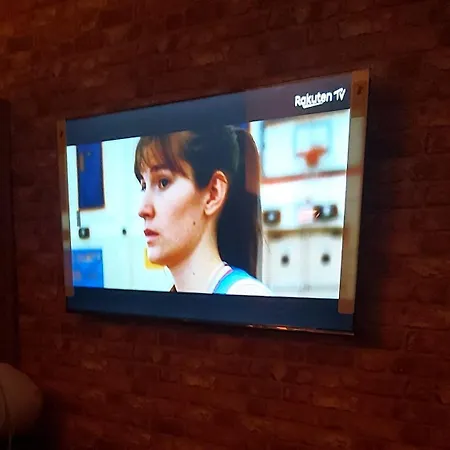 Phoenix Nights 홈스테이